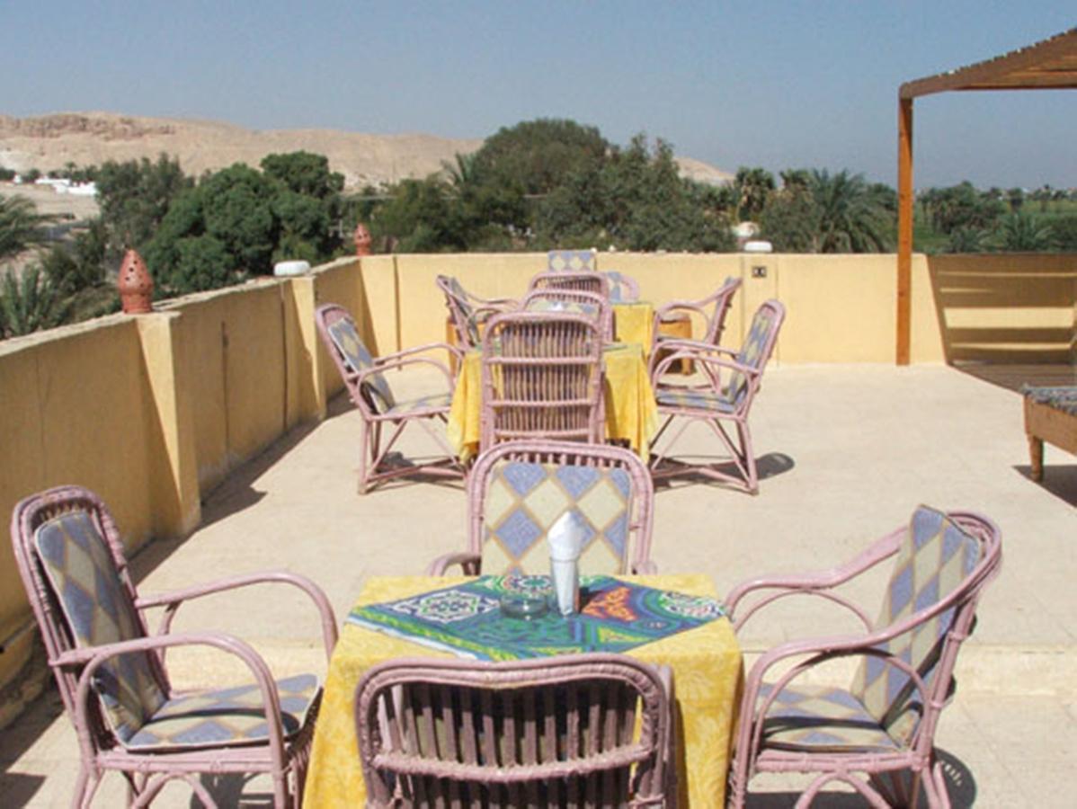 Pharaohs Hotel Луксор Экстерьер фото