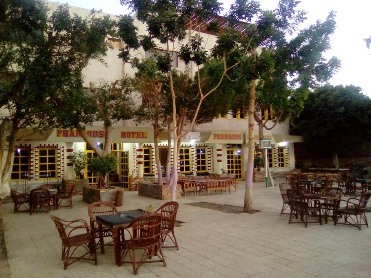Pharaohs Hotel Луксор Экстерьер фото